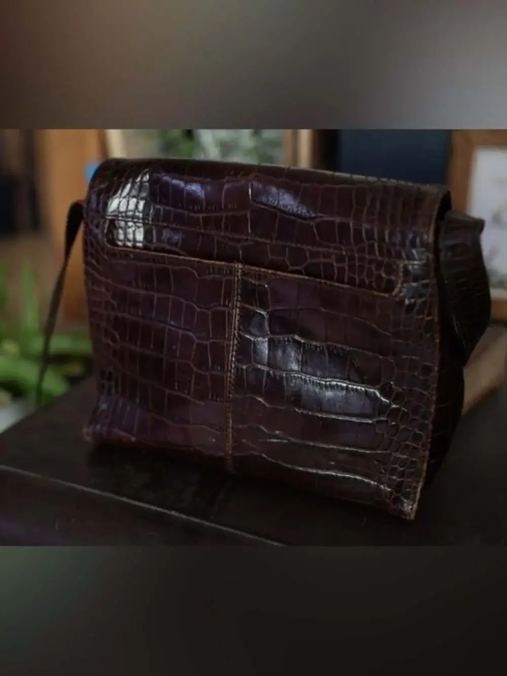 Liz Claiborne sleek croc